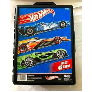 Vintage 2002 Hot wheels carrying case with 48 slots filled with cars